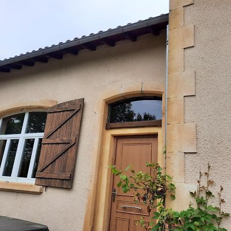 Chez Line Et Pierre: Appartement Spacieux, Lumineux Et Equipe La Bastide-de-Serou Bagian luar foto
