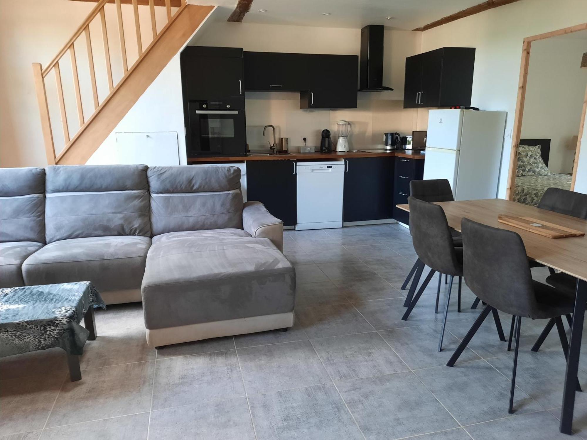 Chez Line Et Pierre: Appartement Spacieux, Lumineux Et Equipe La Bastide-de-Serou Bagian luar foto
